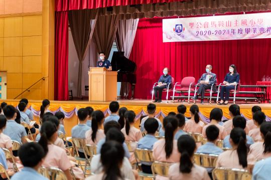 致訓辭 - 李忠民先生
香港體育學院 - 社區關係及市務總監(本校校友)